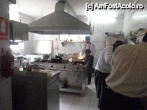 [P34] la restaurantul Chupy din oras, unde mi se prepara o friptura de alpaca, flambata in pisco » foto by grecudoina
 - 
<span class="allrVoted glyphicon glyphicon-heart hidden" id="av399823"></span>
<a class="m-l-10 hidden" id="sv399823" onclick="voting_Foto_DelVot(,399823,3773)" role="button">șterge vot <span class="glyphicon glyphicon-remove"></span></a>
<a id="v9399823" class=" c-red"  onclick="voting_Foto_SetVot(399823)" role="button"><span class="glyphicon glyphicon-heart-empty"></span> <b>LIKE</b> = Votează poza</a> <img class="hidden"  id="f399823W9" src="/imagini/loader.gif" border="0" /><span class="AjErrMes hidden" id="e399823ErM"></span>