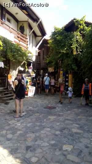 [P05] Strada in orasul vechi » foto by bel_lira
 - 
<span class="allrVoted glyphicon glyphicon-heart hidden" id="av899690"></span>
<a class="m-l-10 hidden" id="sv899690" onclick="voting_Foto_DelVot(,899690,3774)" role="button">șterge vot <span class="glyphicon glyphicon-remove"></span></a>
<a id="v9899690" class=" c-red"  onclick="voting_Foto_SetVot(899690)" role="button"><span class="glyphicon glyphicon-heart-empty"></span> <b>LIKE</b> = Votează poza</a> <img class="hidden"  id="f899690W9" src="/imagini/loader.gif" border="0" /><span class="AjErrMes hidden" id="e899690ErM"></span>