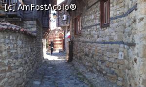 [P14] Stradă îngustă din oraşul Nessebar, Bulgaria.  » foto by traian.leuca †
 - 
<span class="allrVoted glyphicon glyphicon-heart hidden" id="av747338"></span>
<a class="m-l-10 hidden" id="sv747338" onclick="voting_Foto_DelVot(,747338,3774)" role="button">șterge vot <span class="glyphicon glyphicon-remove"></span></a>
<a id="v9747338" class=" c-red"  onclick="voting_Foto_SetVot(747338)" role="button"><span class="glyphicon glyphicon-heart-empty"></span> <b>LIKE</b> = Votează poza</a> <img class="hidden"  id="f747338W9" src="/imagini/loader.gif" border="0" /><span class="AjErrMes hidden" id="e747338ErM"></span>