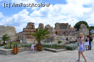 [P04] Ruine la intrarea in Nessebar » foto by AZE
 - 
<span class="allrVoted glyphicon glyphicon-heart hidden" id="av722130"></span>
<a class="m-l-10 hidden" id="sv722130" onclick="voting_Foto_DelVot(,722130,3774)" role="button">șterge vot <span class="glyphicon glyphicon-remove"></span></a>
<a id="v9722130" class=" c-red"  onclick="voting_Foto_SetVot(722130)" role="button"><span class="glyphicon glyphicon-heart-empty"></span> <b>LIKE</b> = Votează poza</a> <img class="hidden"  id="f722130W9" src="/imagini/loader.gif" border="0" /><span class="AjErrMes hidden" id="e722130ErM"></span>