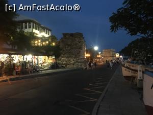 [P16] Nesebar noaptea » foto by Yersinia Pestis
 - 
<span class="allrVoted glyphicon glyphicon-heart hidden" id="av1244902"></span>
<a class="m-l-10 hidden" id="sv1244902" onclick="voting_Foto_DelVot(,1244902,3774)" role="button">șterge vot <span class="glyphicon glyphicon-remove"></span></a>
<a id="v91244902" class=" c-red"  onclick="voting_Foto_SetVot(1244902)" role="button"><span class="glyphicon glyphicon-heart-empty"></span> <b>LIKE</b> = Votează poza</a> <img class="hidden"  id="f1244902W9" src="/imagini/loader.gif" border="0" /><span class="AjErrMes hidden" id="e1244902ErM"></span>
