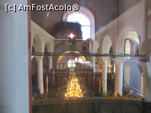[P50] Biserica sf. Fecioare, prin geamul muzeului.  » foto by elviramvio
 - 
<span class="allrVoted glyphicon glyphicon-heart hidden" id="av810490"></span>
<a class="m-l-10 hidden" id="sv810490" onclick="voting_Foto_DelVot(,810490,3774)" role="button">șterge vot <span class="glyphicon glyphicon-remove"></span></a>
<a id="v9810490" class=" c-red"  onclick="voting_Foto_SetVot(810490)" role="button"><span class="glyphicon glyphicon-heart-empty"></span> <b>LIKE</b> = Votează poza</a> <img class="hidden"  id="f810490W9" src="/imagini/loader.gif" border="0" /><span class="AjErrMes hidden" id="e810490ErM"></span>