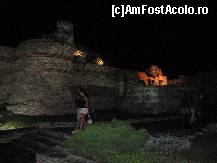[P07] Zidurile cetatii vazuta noaptea ! » foto by mirelutza
 - 
<span class="allrVoted glyphicon glyphicon-heart hidden" id="av42218"></span>
<a class="m-l-10 hidden" id="sv42218" onclick="voting_Foto_DelVot(,42218,3774)" role="button">șterge vot <span class="glyphicon glyphicon-remove"></span></a>
<a id="v942218" class=" c-red"  onclick="voting_Foto_SetVot(42218)" role="button"><span class="glyphicon glyphicon-heart-empty"></span> <b>LIKE</b> = Votează poza</a> <img class="hidden"  id="f42218W9" src="/imagini/loader.gif" border="0" /><span class="AjErrMes hidden" id="e42218ErM"></span>