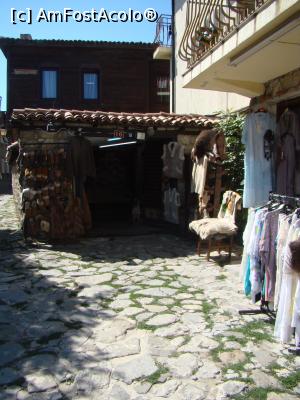 [P16] Aproape fiecare casă are la parter un mic magazin » foto by kelyboy
 - 
<span class="allrVoted glyphicon glyphicon-heart hidden" id="av721497"></span>
<a class="m-l-10 hidden" id="sv721497" onclick="voting_Foto_DelVot(,721497,3774)" role="button">șterge vot <span class="glyphicon glyphicon-remove"></span></a>
<a id="v9721497" class=" c-red"  onclick="voting_Foto_SetVot(721497)" role="button"><span class="glyphicon glyphicon-heart-empty"></span> <b>LIKE</b> = Votează poza</a> <img class="hidden"  id="f721497W9" src="/imagini/loader.gif" border="0" /><span class="AjErrMes hidden" id="e721497ErM"></span>