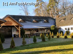 [P33] Restaurantul romanesc din spatele hotelului » foto by DOINITA
 - 
<span class="allrVoted glyphicon glyphicon-heart hidden" id="av1138381"></span>
<a class="m-l-10 hidden" id="sv1138381" onclick="voting_Foto_DelVot(,1138381,3775)" role="button">șterge vot <span class="glyphicon glyphicon-remove"></span></a>
<a id="v91138381" class=" c-red"  onclick="voting_Foto_SetVot(1138381)" role="button"><span class="glyphicon glyphicon-heart-empty"></span> <b>LIKE</b> = Votează poza</a> <img class="hidden"  id="f1138381W9" src="/imagini/loader.gif" border="0" /><span class="AjErrMes hidden" id="e1138381ErM"></span>