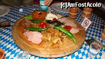 [P10] Platoul taranesc - jumerile mergeau perfect cu palinca servita la intrarea in restaurant! » foto by kelyboy
 - 
<span class="allrVoted glyphicon glyphicon-heart hidden" id="av271007"></span>
<a class="m-l-10 hidden" id="sv271007" onclick="voting_Foto_DelVot(,271007,3775)" role="button">șterge vot <span class="glyphicon glyphicon-remove"></span></a>
<a id="v9271007" class=" c-red"  onclick="voting_Foto_SetVot(271007)" role="button"><span class="glyphicon glyphicon-heart-empty"></span> <b>LIKE</b> = Votează poza</a> <img class="hidden"  id="f271007W9" src="/imagini/loader.gif" border="0" /><span class="AjErrMes hidden" id="e271007ErM"></span>