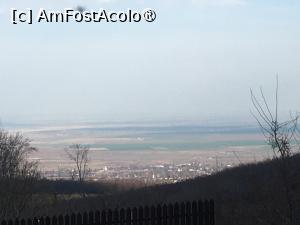 [P15] Vedere spre Jariștea din curtea Mănăstirii » foto by Yersinia Pestis
 - 
<span class="allrVoted glyphicon glyphicon-heart hidden" id="av1419673"></span>
<a class="m-l-10 hidden" id="sv1419673" onclick="voting_Foto_DelVot(,1419673,3780)" role="button">șterge vot <span class="glyphicon glyphicon-remove"></span></a>
<a id="v91419673" class=" c-red"  onclick="voting_Foto_SetVot(1419673)" role="button"><span class="glyphicon glyphicon-heart-empty"></span> <b>LIKE</b> = Votează poza</a> <img class="hidden"  id="f1419673W9" src="/imagini/loader.gif" border="0" /><span class="AjErrMes hidden" id="e1419673ErM"></span>