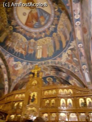 [P39] Manăstirea Hadâmbu ,interior biserica nouă » foto by Michi
 - 
<span class="allrVoted glyphicon glyphicon-heart hidden" id="av1411935"></span>
<a class="m-l-10 hidden" id="sv1411935" onclick="voting_Foto_DelVot(,1411935,3780)" role="button">șterge vot <span class="glyphicon glyphicon-remove"></span></a>
<a id="v91411935" class=" c-red"  onclick="voting_Foto_SetVot(1411935)" role="button"><span class="glyphicon glyphicon-heart-empty"></span> <b>LIKE</b> = Votează poza</a> <img class="hidden"  id="f1411935W9" src="/imagini/loader.gif" border="0" /><span class="AjErrMes hidden" id="e1411935ErM"></span>