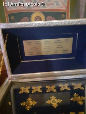 [P44] Manăstirea Hadâmbu ,interior biserica nouă, Acoperământul Maicii Domnului, părticele de moaste » foto by Michi
 - 
<span class="allrVoted glyphicon glyphicon-heart hidden" id="av1411940"></span>
<a class="m-l-10 hidden" id="sv1411940" onclick="voting_Foto_DelVot(,1411940,3780)" role="button">șterge vot <span class="glyphicon glyphicon-remove"></span></a>
<a id="v91411940" class=" c-red"  onclick="voting_Foto_SetVot(1411940)" role="button"><span class="glyphicon glyphicon-heart-empty"></span> <b>LIKE</b> = Votează poza</a> <img class="hidden"  id="f1411940W9" src="/imagini/loader.gif" border="0" /><span class="AjErrMes hidden" id="e1411940ErM"></span>