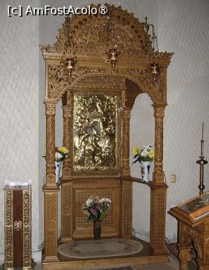 [P47] Manăstirea Hadâmbu ,interior biserica nouă, baldachinul cu Icoana Facatoare de Minuni » foto by Michi
 - 
<span class="allrVoted glyphicon glyphicon-heart hidden" id="av1411943"></span>
<a class="m-l-10 hidden" id="sv1411943" onclick="voting_Foto_DelVot(,1411943,3780)" role="button">șterge vot <span class="glyphicon glyphicon-remove"></span></a>
<a id="v91411943" class=" c-red"  onclick="voting_Foto_SetVot(1411943)" role="button"><span class="glyphicon glyphicon-heart-empty"></span> <b>LIKE</b> = Votează poza</a> <img class="hidden"  id="f1411943W9" src="/imagini/loader.gif" border="0" /><span class="AjErrMes hidden" id="e1411943ErM"></span>