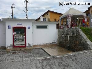 [P13] Grupurile sanitare şi duşurile. Sus, în dreapta, este intrarea la ştrand » foto by Claudiu U.
 - 
<span class="allrVoted glyphicon glyphicon-heart hidden" id="av380751"></span>
<a class="m-l-10 hidden" id="sv380751" onclick="voting_Foto_DelVot(,380751,3791)" role="button">șterge vot <span class="glyphicon glyphicon-remove"></span></a>
<a id="v9380751" class=" c-red"  onclick="voting_Foto_SetVot(380751)" role="button"><span class="glyphicon glyphicon-heart-empty"></span> <b>LIKE</b> = Votează poza</a> <img class="hidden"  id="f380751W9" src="/imagini/loader.gif" border="0" /><span class="AjErrMes hidden" id="e380751ErM"></span>