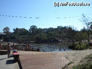 [P09] una din intrarile in Lacul Ocnita (cel mai mare ca suprafata)  » foto by dandulea
 - 
<span class="allrVoted glyphicon glyphicon-heart hidden" id="av366573"></span>
<a class="m-l-10 hidden" id="sv366573" onclick="voting_Foto_DelVot(,366573,3791)" role="button">șterge vot <span class="glyphicon glyphicon-remove"></span></a>
<a id="v9366573" class=" c-red"  onclick="voting_Foto_SetVot(366573)" role="button"><span class="glyphicon glyphicon-heart-empty"></span> <b>LIKE</b> = Votează poza</a> <img class="hidden"  id="f366573W9" src="/imagini/loader.gif" border="0" /><span class="AjErrMes hidden" id="e366573ErM"></span>