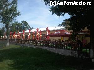 [P05] Pensiunea Daria. Era in plin sezon. Fara clienti la masa. » foto by cristina47*
 - 
<span class="allrVoted glyphicon glyphicon-heart hidden" id="av633183"></span>
<a class="m-l-10 hidden" id="sv633183" onclick="voting_Foto_DelVot(,633183,3791)" role="button">șterge vot <span class="glyphicon glyphicon-remove"></span></a>
<a id="v9633183" class=" c-red"  onclick="voting_Foto_SetVot(633183)" role="button"><span class="glyphicon glyphicon-heart-empty"></span> <b>LIKE</b> = Votează poza</a> <img class="hidden"  id="f633183W9" src="/imagini/loader.gif" border="0" /><span class="AjErrMes hidden" id="e633183ErM"></span>