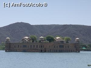 [P20] Water Palace,Jaipur » foto by AZE
 - 
<span class="allrVoted glyphicon glyphicon-heart hidden" id="av1424392"></span>
<a class="m-l-10 hidden" id="sv1424392" onclick="voting_Foto_DelVot(,1424392,3794)" role="button">șterge vot <span class="glyphicon glyphicon-remove"></span></a>
<a id="v91424392" class=" c-red"  onclick="voting_Foto_SetVot(1424392)" role="button"><span class="glyphicon glyphicon-heart-empty"></span> <b>LIKE</b> = Votează poza</a> <img class="hidden"  id="f1424392W9" src="/imagini/loader.gif" border="0" /><span class="AjErrMes hidden" id="e1424392ErM"></span>