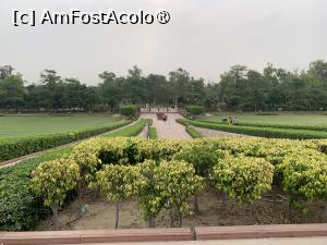 [P05] Memorialul Gandhi,Delhi » foto by AZE
 - 
<span class="allrVoted glyphicon glyphicon-heart hidden" id="av1424377"></span>
<a class="m-l-10 hidden" id="sv1424377" onclick="voting_Foto_DelVot(,1424377,3794)" role="button">șterge vot <span class="glyphicon glyphicon-remove"></span></a>
<a id="v91424377" class=" c-red"  onclick="voting_Foto_SetVot(1424377)" role="button"><span class="glyphicon glyphicon-heart-empty"></span> <b>LIKE</b> = Votează poza</a> <img class="hidden"  id="f1424377W9" src="/imagini/loader.gif" border="0" /><span class="AjErrMes hidden" id="e1424377ErM"></span>