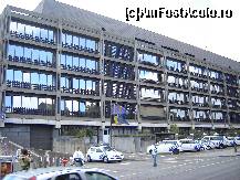 [P7x] Liege-Sediul Politiei Regionale » foto by KFZ
 - 
<span class="allrVoted glyphicon glyphicon-heart hidden" id="av35880"></span>
<a class="m-l-10 hidden" id="sv35880" onclick="voting_Foto_DelVot(,35880,3795)" role="button">șterge vot <span class="glyphicon glyphicon-remove"></span></a>
<a id="v935880" class=" c-red"  onclick="voting_Foto_SetVot(35880)" role="button"><span class="glyphicon glyphicon-heart-empty"></span> <b>LIKE</b> = Votează poza</a> <img class="hidden"  id="f35880W9" src="/imagini/loader.gif" border="0" /><span class="AjErrMes hidden" id="e35880ErM"></span>