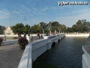 P06 [DEC-2014] Doll’s Bridge (podul Papuşii), se văd statuile care îl împodobesc