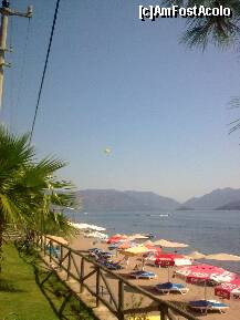 [P14] Privire spre o plajă...pe mare,o şalupă şi parasailing » foto by Aeerdna*
 - 
<span class="allrVoted glyphicon glyphicon-heart hidden" id="av264050"></span>
<a class="m-l-10 hidden" id="sv264050" onclick="voting_Foto_DelVot(,264050,3806)" role="button">șterge vot <span class="glyphicon glyphicon-remove"></span></a>
<a id="v9264050" class=" c-red"  onclick="voting_Foto_SetVot(264050)" role="button"><span class="glyphicon glyphicon-heart-empty"></span> <b>LIKE</b> = Votează poza</a> <img class="hidden"  id="f264050W9" src="/imagini/loader.gif" border="0" /><span class="AjErrMes hidden" id="e264050ErM"></span>