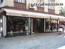 [P15] punctul de intalnire cu ghidul in Marmaris si totodata una din intrarile in bazar » foto by danoradea
 - 
<span class="allrVoted glyphicon glyphicon-heart hidden" id="av25936"></span>
<a class="m-l-10 hidden" id="sv25936" onclick="voting_Foto_DelVot(,25936,3806)" role="button">șterge vot <span class="glyphicon glyphicon-remove"></span></a>
<a id="v925936" class=" c-red"  onclick="voting_Foto_SetVot(25936)" role="button"><span class="glyphicon glyphicon-heart-empty"></span> <b>LIKE</b> = Votează poza</a> <img class="hidden"  id="f25936W9" src="/imagini/loader.gif" border="0" /><span class="AjErrMes hidden" id="e25936ErM"></span>
