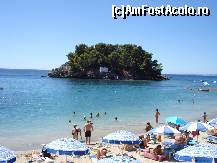 [P15] Parga - plaja Kryoneri foarte aglomerata si o mica insulita pe care surpriza ... se afla o mica bisericuta » foto by ionescunic
 - 
<span class="allrVoted glyphicon glyphicon-heart hidden" id="av131756"></span>
<a class="m-l-10 hidden" id="sv131756" onclick="voting_Foto_DelVot(,131756,3807)" role="button">șterge vot <span class="glyphicon glyphicon-remove"></span></a>
<a id="v9131756" class=" c-red"  onclick="voting_Foto_SetVot(131756)" role="button"><span class="glyphicon glyphicon-heart-empty"></span> <b>LIKE</b> = Votează poza</a> <img class="hidden"  id="f131756W9" src="/imagini/loader.gif" border="0" /><span class="AjErrMes hidden" id="e131756ErM"></span>