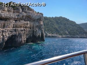 [P40] Croazieră pe mare, stâncile spectaculoase de pe coasta de vest a insulei Paxos. » foto by maryka
 - 
<span class="allrVoted glyphicon glyphicon-heart hidden" id="av1259834"></span>
<a class="m-l-10 hidden" id="sv1259834" onclick="voting_Foto_DelVot(,1259834,3807)" role="button">șterge vot <span class="glyphicon glyphicon-remove"></span></a>
<a id="v91259834" class=" c-red"  onclick="voting_Foto_SetVot(1259834)" role="button"><span class="glyphicon glyphicon-heart-empty"></span> <b>LIKE</b> = Votează poza</a> <img class="hidden"  id="f1259834W9" src="/imagini/loader.gif" border="0" /><span class="AjErrMes hidden" id="e1259834ErM"></span>