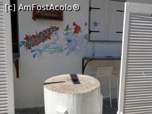 [P55] Altă casă pictată în Gaios. » foto by maryka
 - 
<span class="allrVoted glyphicon glyphicon-heart hidden" id="av1259849"></span>
<a class="m-l-10 hidden" id="sv1259849" onclick="voting_Foto_DelVot(,1259849,3807)" role="button">șterge vot <span class="glyphicon glyphicon-remove"></span></a>
<a id="v91259849" class=" c-red"  onclick="voting_Foto_SetVot(1259849)" role="button"><span class="glyphicon glyphicon-heart-empty"></span> <b>LIKE</b> = Votează poza</a> <img class="hidden"  id="f1259849W9" src="/imagini/loader.gif" border="0" /><span class="AjErrMes hidden" id="e1259849ErM"></span>