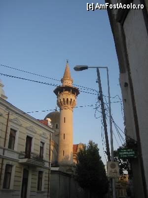 [P12] Moscheea din Constanta » foto by elena_iasi
 - 
<span class="allrVoted glyphicon glyphicon-heart hidden" id="av365094"></span>
<a class="m-l-10 hidden" id="sv365094" onclick="voting_Foto_DelVot(,365094,3820)" role="button">șterge vot <span class="glyphicon glyphicon-remove"></span></a>
<a id="v9365094" class=" c-red"  onclick="voting_Foto_SetVot(365094)" role="button"><span class="glyphicon glyphicon-heart-empty"></span> <b>LIKE</b> = Votează poza</a> <img class="hidden"  id="f365094W9" src="/imagini/loader.gif" border="0" /><span class="AjErrMes hidden" id="e365094ErM"></span>