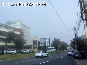 [P03] De aici pornim spre plajă - Constanța, intersecție Strada Oleg Danovski cu Bulevardul Mamaia » foto by danaeldreny*
 - 
<span class="allrVoted glyphicon glyphicon-heart hidden" id="av926709"></span>
<a class="m-l-10 hidden" id="sv926709" onclick="voting_Foto_DelVot(,926709,3820)" role="button">șterge vot <span class="glyphicon glyphicon-remove"></span></a>
<a id="v9926709" class=" c-red"  onclick="voting_Foto_SetVot(926709)" role="button"><span class="glyphicon glyphicon-heart-empty"></span> <b>LIKE</b> = Votează poza</a> <img class="hidden"  id="f926709W9" src="/imagini/loader.gif" border="0" /><span class="AjErrMes hidden" id="e926709ErM"></span>