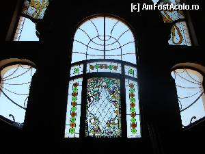 [P96] Constanța: vitraliu și ornamente din fier forjat pe scara centrală a Cazinoului, cea care duce la etaj » foto by mariana.olaru
 - 
<span class="allrVoted glyphicon glyphicon-heart hidden" id="av393128"></span>
<a class="m-l-10 hidden" id="sv393128" onclick="voting_Foto_DelVot(,393128,3820)" role="button">șterge vot <span class="glyphicon glyphicon-remove"></span></a>
<a id="v9393128" class=" c-red"  onclick="voting_Foto_SetVot(393128)" role="button"><span class="glyphicon glyphicon-heart-empty"></span> <b>LIKE</b> = Votează poza</a> <img class="hidden"  id="f393128W9" src="/imagini/loader.gif" border="0" /><span class="AjErrMes hidden" id="e393128ErM"></span>