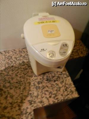 [P18] Fierbator automat de orez. Un aparat nelipsit din bucataria unui japonez modern.  » foto by TraianS
 - 
<span class="allrVoted glyphicon glyphicon-heart hidden" id="av402666"></span>
<a class="m-l-10 hidden" id="sv402666" onclick="voting_Foto_DelVot(,402666,3821)" role="button">șterge vot <span class="glyphicon glyphicon-remove"></span></a>
<a id="v9402666" class=" c-red"  onclick="voting_Foto_SetVot(402666)" role="button"><span class="glyphicon glyphicon-heart-empty"></span> <b>LIKE</b> = Votează poza</a> <img class="hidden"  id="f402666W9" src="/imagini/loader.gif" border="0" /><span class="AjErrMes hidden" id="e402666ErM"></span>