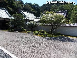 [P42] Kyoto, Nanzenji Templu, Hojo, Gradina de Piatra » foto by mprofeanu
 - 
<span class="allrVoted glyphicon glyphicon-heart hidden" id="av673896"></span>
<a class="m-l-10 hidden" id="sv673896" onclick="voting_Foto_DelVot(,673896,3821)" role="button">șterge vot <span class="glyphicon glyphicon-remove"></span></a>
<a id="v9673896" class=" c-red"  onclick="voting_Foto_SetVot(673896)" role="button"><span class="glyphicon glyphicon-heart-empty"></span> <b>LIKE</b> = Votează poza</a> <img class="hidden"  id="f673896W9" src="/imagini/loader.gif" border="0" /><span class="AjErrMes hidden" id="e673896ErM"></span>