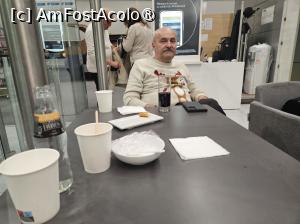 [P01] O cafea înainte de lungul zbor » foto by DOINITA
 - 
<span class="allrVoted glyphicon glyphicon-heart hidden" id="av1474397"></span>
<a class="m-l-10 hidden" id="sv1474397" onclick="voting_Foto_DelVot(,1474397,3821)" role="button">șterge vot <span class="glyphicon glyphicon-remove"></span></a>
<a id="v91474397" class=" c-red"  onclick="voting_Foto_SetVot(1474397)" role="button"><span class="glyphicon glyphicon-heart-empty"></span> <b>LIKE</b> = Votează poza</a> <img class="hidden"  id="f1474397W9" src="/imagini/loader.gif" border="0" /><span class="AjErrMes hidden" id="e1474397ErM"></span>