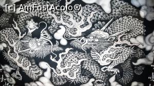 [P10] pictura pe tavan „Dragonii gemeni” desenată cu cerneala de cea mai bună calitate pe hârtie tradițională japoneză reprezentand zeii vantului si tunetului. Artistului i-a trebuit doar doi ani pentru a finaliza.  » foto by mcnegoita
 - 
<span class="allrVoted glyphicon glyphicon-heart hidden" id="av1013355"></span>
<a class="m-l-10 hidden" id="sv1013355" onclick="voting_Foto_DelVot(,1013355,3821)" role="button">șterge vot <span class="glyphicon glyphicon-remove"></span></a>
<a id="v91013355" class=" c-red"  onclick="voting_Foto_SetVot(1013355)" role="button"><span class="glyphicon glyphicon-heart-empty"></span> <b>LIKE</b> = Votează poza</a> <img class="hidden"  id="f1013355W9" src="/imagini/loader.gif" border="0" /><span class="AjErrMes hidden" id="e1013355ErM"></span>