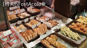 [P40] Nishiki market Kyoto » foto by mcnegoita
 - 
<span class="allrVoted glyphicon glyphicon-heart hidden" id="av1013422"></span>
<a class="m-l-10 hidden" id="sv1013422" onclick="voting_Foto_DelVot(,1013422,3821)" role="button">șterge vot <span class="glyphicon glyphicon-remove"></span></a>
<a id="v91013422" class=" c-red"  onclick="voting_Foto_SetVot(1013422)" role="button"><span class="glyphicon glyphicon-heart-empty"></span> <b>LIKE</b> = Votează poza</a> <img class="hidden"  id="f1013422W9" src="/imagini/loader.gif" border="0" /><span class="AjErrMes hidden" id="e1013422ErM"></span>