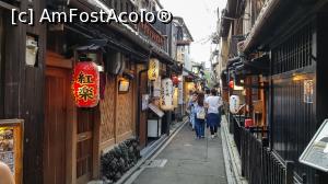 [P41] Pontocho Kyoto » foto by mcnegoita
 - 
<span class="allrVoted glyphicon glyphicon-heart hidden" id="av1013423"></span>
<a class="m-l-10 hidden" id="sv1013423" onclick="voting_Foto_DelVot(,1013423,3821)" role="button">șterge vot <span class="glyphicon glyphicon-remove"></span></a>
<a id="v91013423" class=" c-red"  onclick="voting_Foto_SetVot(1013423)" role="button"><span class="glyphicon glyphicon-heart-empty"></span> <b>LIKE</b> = Votează poza</a> <img class="hidden"  id="f1013423W9" src="/imagini/loader.gif" border="0" /><span class="AjErrMes hidden" id="e1013423ErM"></span>