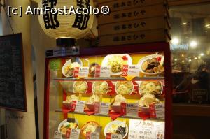 [P06] In vitrinele restaurantelor puteti vedea cum arata fiecare fel de mancare... Sunt din spuma-polimeri, ,,de plastic » foto by Millana
 - 
<span class="allrVoted glyphicon glyphicon-heart hidden" id="av957127"></span>
<a class="m-l-10 hidden" id="sv957127" onclick="voting_Foto_DelVot(,957127,3821)" role="button">șterge vot <span class="glyphicon glyphicon-remove"></span></a>
<a id="v9957127" class=" c-red"  onclick="voting_Foto_SetVot(957127)" role="button"><span class="glyphicon glyphicon-heart-empty"></span> <b>LIKE</b> = Votează poza</a> <img class="hidden"  id="f957127W9" src="/imagini/loader.gif" border="0" /><span class="AjErrMes hidden" id="e957127ErM"></span>