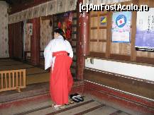 [P33] Tanara preoteasa oficianta in templu » foto by Michi
 - 
<span class="allrVoted glyphicon glyphicon-heart hidden" id="av135965"></span>
<a class="m-l-10 hidden" id="sv135965" onclick="voting_Foto_DelVot(,135965,3821)" role="button">șterge vot <span class="glyphicon glyphicon-remove"></span></a>
<a id="v9135965" class=" c-red"  onclick="voting_Foto_SetVot(135965)" role="button"><span class="glyphicon glyphicon-heart-empty"></span> <b>LIKE</b> = Votează poza</a> <img class="hidden"  id="f135965W9" src="/imagini/loader.gif" border="0" /><span class="AjErrMes hidden" id="e135965ErM"></span>