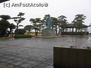 [P20] Statuia lui Mikimoto pe insulă » foto by Michi
 - 
<span class="allrVoted glyphicon glyphicon-heart hidden" id="av1157029"></span>
<a class="m-l-10 hidden" id="sv1157029" onclick="voting_Foto_DelVot(,1157029,3821)" role="button">șterge vot <span class="glyphicon glyphicon-remove"></span></a>
<a id="v91157029" class=" c-red"  onclick="voting_Foto_SetVot(1157029)" role="button"><span class="glyphicon glyphicon-heart-empty"></span> <b>LIKE</b> = Votează poza</a> <img class="hidden"  id="f1157029W9" src="/imagini/loader.gif" border="0" /><span class="AjErrMes hidden" id="e1157029ErM"></span>