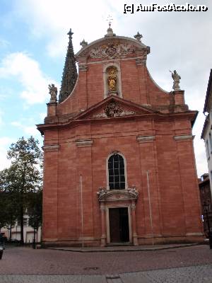 [P29] Muttergottespfarrkirche, o biserica catolica dedicata Maicii Domnului construita in secolul al 12-lea.  » foto by ciprian.dima
 - 
<span class="allrVoted glyphicon glyphicon-heart hidden" id="av374880"></span>
<a class="m-l-10 hidden" id="sv374880" onclick="voting_Foto_DelVot(,374880,3827)" role="button">șterge vot <span class="glyphicon glyphicon-remove"></span></a>
<a id="v9374880" class=" c-red"  onclick="voting_Foto_SetVot(374880)" role="button"><span class="glyphicon glyphicon-heart-empty"></span> <b>LIKE</b> = Votează poza</a> <img class="hidden"  id="f374880W9" src="/imagini/loader.gif" border="0" /><span class="AjErrMes hidden" id="e374880ErM"></span>