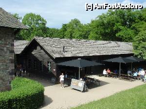[P08] Una din cele doua baraci, astazi transformata in cafenea » foto by ciprian.dima
 - 
<span class="allrVoted glyphicon glyphicon-heart hidden" id="av427761"></span>
<a class="m-l-10 hidden" id="sv427761" onclick="voting_Foto_DelVot(,427761,3827)" role="button">șterge vot <span class="glyphicon glyphicon-remove"></span></a>
<a id="v9427761" class=" c-red"  onclick="voting_Foto_SetVot(427761)" role="button"><span class="glyphicon glyphicon-heart-empty"></span> <b>LIKE</b> = Votează poza</a> <img class="hidden"  id="f427761W9" src="/imagini/loader.gif" border="0" /><span class="AjErrMes hidden" id="e427761ErM"></span>