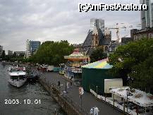 [P43] Pe Mainkai (cheiul fluviului Main), în prima săptămână din august, se organizează anual Mainkai Festival » foto by Costi
 - 
<span class="allrVoted glyphicon glyphicon-heart hidden" id="av26344"></span>
<a class="m-l-10 hidden" id="sv26344" onclick="voting_Foto_DelVot(,26344,3827)" role="button">șterge vot <span class="glyphicon glyphicon-remove"></span></a>
<a id="v926344" class=" c-red"  onclick="voting_Foto_SetVot(26344)" role="button"><span class="glyphicon glyphicon-heart-empty"></span> <b>LIKE</b> = Votează poza</a> <img class="hidden"  id="f26344W9" src="/imagini/loader.gif" border="0" /><span class="AjErrMes hidden" id="e26344ErM"></span>