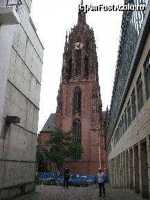 [P13] Catedrala Sankt Bartholomaus.  » foto by motaneata
 - 
<span class="allrVoted glyphicon glyphicon-heart hidden" id="av376186"></span>
<a class="m-l-10 hidden" id="sv376186" onclick="voting_Foto_DelVot(,376186,3827)" role="button">șterge vot <span class="glyphicon glyphicon-remove"></span></a>
<a id="v9376186" class=" c-red"  onclick="voting_Foto_SetVot(376186)" role="button"><span class="glyphicon glyphicon-heart-empty"></span> <b>LIKE</b> = Votează poza</a> <img class="hidden"  id="f376186W9" src="/imagini/loader.gif" border="0" /><span class="AjErrMes hidden" id="e376186ErM"></span>