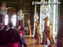 [P22] Sala oglinzilor a fost imaginata de Mansart in 1678, 17 fersetre lasa lumina soarelui sa se reflecte in 400 de oglinzi, aflate pe peretele opus iar cand candelabrele lumineaza, e-o adevarata feerie. » foto by dorgo
 - 
<span class="allrVoted glyphicon glyphicon-heart hidden" id="av110563"></span>
<a class="m-l-10 hidden" id="sv110563" onclick="voting_Foto_DelVot(,110563,3827)" role="button">șterge vot <span class="glyphicon glyphicon-remove"></span></a>
<a id="v9110563" class=" c-red"  onclick="voting_Foto_SetVot(110563)" role="button"><span class="glyphicon glyphicon-heart-empty"></span> <b>LIKE</b> = Votează poza</a> <img class="hidden"  id="f110563W9" src="/imagini/loader.gif" border="0" /><span class="AjErrMes hidden" id="e110563ErM"></span>