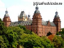 [P07] Castelul din Aschaffenburg, oras situat la 40 de km de Frankfurt(foto-internet) » foto by dorgo
 - 
<span class="allrVoted glyphicon glyphicon-heart hidden" id="av159941"></span>
<a class="m-l-10 hidden" id="sv159941" onclick="voting_Foto_DelVot(,159941,3827)" role="button">șterge vot <span class="glyphicon glyphicon-remove"></span></a>
<a id="v9159941" class=" c-red"  onclick="voting_Foto_SetVot(159941)" role="button"><span class="glyphicon glyphicon-heart-empty"></span> <b>LIKE</b> = Votează poza</a> <img class="hidden"  id="f159941W9" src="/imagini/loader.gif" border="0" /><span class="AjErrMes hidden" id="e159941ErM"></span>