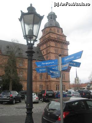 [P04] Schlossplatz, la rascruce de drumuri » foto by dorgo
 - 
<span class="allrVoted glyphicon glyphicon-heart hidden" id="av443705"></span>
<a class="m-l-10 hidden" id="sv443705" onclick="voting_Foto_DelVot(,443705,3827)" role="button">șterge vot <span class="glyphicon glyphicon-remove"></span></a>
<a id="v9443705" class=" c-red"  onclick="voting_Foto_SetVot(443705)" role="button"><span class="glyphicon glyphicon-heart-empty"></span> <b>LIKE</b> = Votează poza</a> <img class="hidden"  id="f443705W9" src="/imagini/loader.gif" border="0" /><span class="AjErrMes hidden" id="e443705ErM"></span>