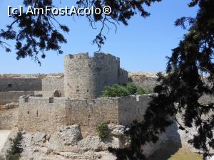 [P03] Rhodes - orașul vechi. Bastionul sudic.  » foto by iulianic
 - 
<span class="allrVoted glyphicon glyphicon-heart hidden" id="av1016243"></span>
<a class="m-l-10 hidden" id="sv1016243" onclick="voting_Foto_DelVot(,1016243,3837)" role="button">șterge vot <span class="glyphicon glyphicon-remove"></span></a>
<a id="v91016243" class=" c-red"  onclick="voting_Foto_SetVot(1016243)" role="button"><span class="glyphicon glyphicon-heart-empty"></span> <b>LIKE</b> = Votează poza</a> <img class="hidden"  id="f1016243W9" src="/imagini/loader.gif" border="0" /><span class="AjErrMes hidden" id="e1016243ErM"></span>