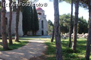 [P24] Insula Rodos, Mănăstirea Filerímos, Biserica Maica Domnului și Ruinele Vechiului Templu al Atenei Polias în dreapta... » foto by mprofeanu
 - 
<span class="allrVoted glyphicon glyphicon-heart hidden" id="av1423211"></span>
<a class="m-l-10 hidden" id="sv1423211" onclick="voting_Foto_DelVot(,1423211,3837)" role="button">șterge vot <span class="glyphicon glyphicon-remove"></span></a>
<a id="v91423211" class=" c-red"  onclick="voting_Foto_SetVot(1423211)" role="button"><span class="glyphicon glyphicon-heart-empty"></span> <b>LIKE</b> = Votează poza</a> <img class="hidden"  id="f1423211W9" src="/imagini/loader.gif" border="0" /><span class="AjErrMes hidden" id="e1423211ErM"></span>
