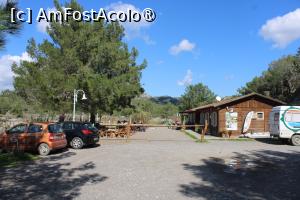 [P46] Insula Rodos, Lacul Apolakia, Terasa și Restaurantul cam rustic » foto by mprofeanu
 - 
<span class="allrVoted glyphicon glyphicon-heart hidden" id="av1423233"></span>
<a class="m-l-10 hidden" id="sv1423233" onclick="voting_Foto_DelVot(,1423233,3837)" role="button">șterge vot <span class="glyphicon glyphicon-remove"></span></a>
<a id="v91423233" class=" c-red"  onclick="voting_Foto_SetVot(1423233)" role="button"><span class="glyphicon glyphicon-heart-empty"></span> <b>LIKE</b> = Votează poza</a> <img class="hidden"  id="f1423233W9" src="/imagini/loader.gif" border="0" /><span class="AjErrMes hidden" id="e1423233ErM"></span>