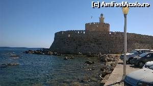 [P02] Rodos town, portul.  » foto by maryka
 - 
<span class="allrVoted glyphicon glyphicon-heart hidden" id="av673155"></span>
<a class="m-l-10 hidden" id="sv673155" onclick="voting_Foto_DelVot(,673155,3837)" role="button">șterge vot <span class="glyphicon glyphicon-remove"></span></a>
<a id="v9673155" class=" c-red"  onclick="voting_Foto_SetVot(673155)" role="button"><span class="glyphicon glyphicon-heart-empty"></span> <b>LIKE</b> = Votează poza</a> <img class="hidden"  id="f673155W9" src="/imagini/loader.gif" border="0" /><span class="AjErrMes hidden" id="e673155ErM"></span>