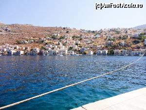 [P51] Symi, vedere de pe malul celălalt.  » foto by maryka
 - 
<span class="allrVoted glyphicon glyphicon-heart hidden" id="av675557"></span>
<a class="m-l-10 hidden" id="sv675557" onclick="voting_Foto_DelVot(,675557,3837)" role="button">șterge vot <span class="glyphicon glyphicon-remove"></span></a>
<a id="v9675557" class=" c-red"  onclick="voting_Foto_SetVot(675557)" role="button"><span class="glyphicon glyphicon-heart-empty"></span> <b>LIKE</b> = Votează poza</a> <img class="hidden"  id="f675557W9" src="/imagini/loader.gif" border="0" /><span class="AjErrMes hidden" id="e675557ErM"></span>